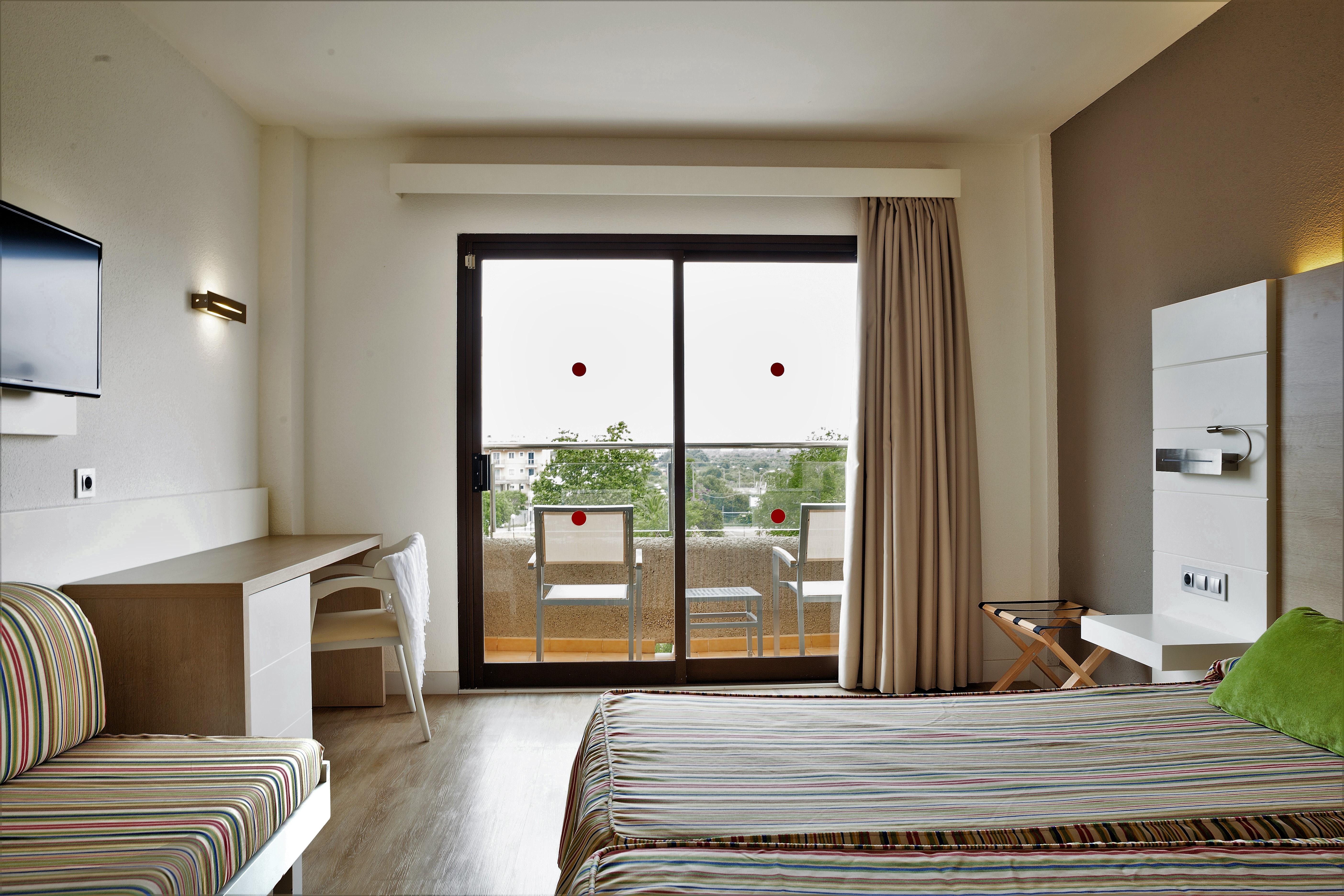 Hotel Mariant S'Illot  Exterior photo